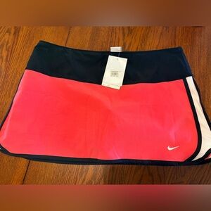 NWT Women’s Nike Athletic Skort Skirt Pink Black Tennis Golf Pickleball L Large